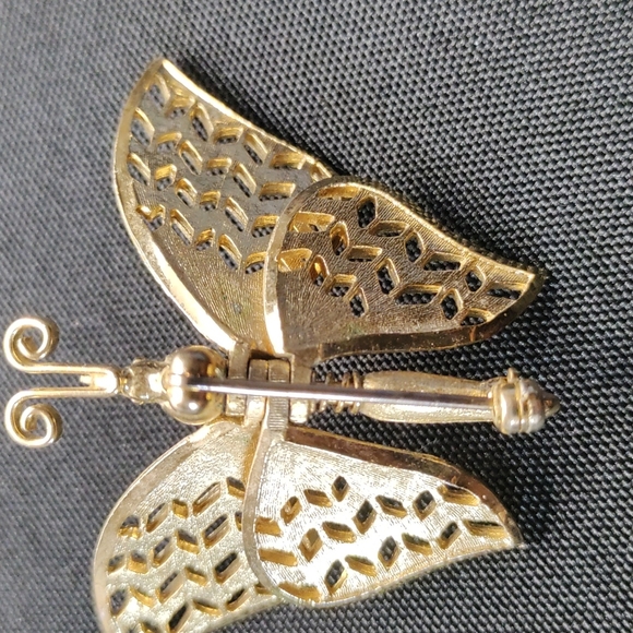 2/$45 Vintage Butterfly Duo Pendants - Picture 4 of 15